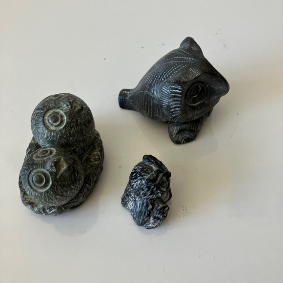 Lot of 3 Owls Hand Carved Soapstone Figurines Made in Canada 1980s-1990s - Picture 6 of 9